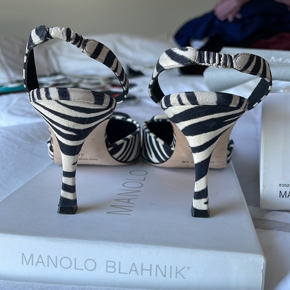 Manolo Blahnik Maysli zebra 38 - Picture 3 of 5